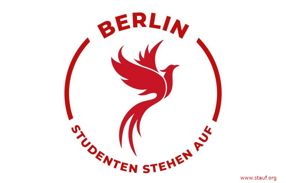 You are currently viewing <strong>Interview mit Daniel Schade von der Initiative Studenten Stehen Auf</strong>