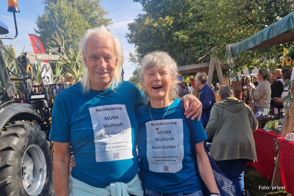 Mehr über den Artikel erfahren Zum Munitionslager in Wolfruh sagen Katrin und Paul Davis „nein, danke“